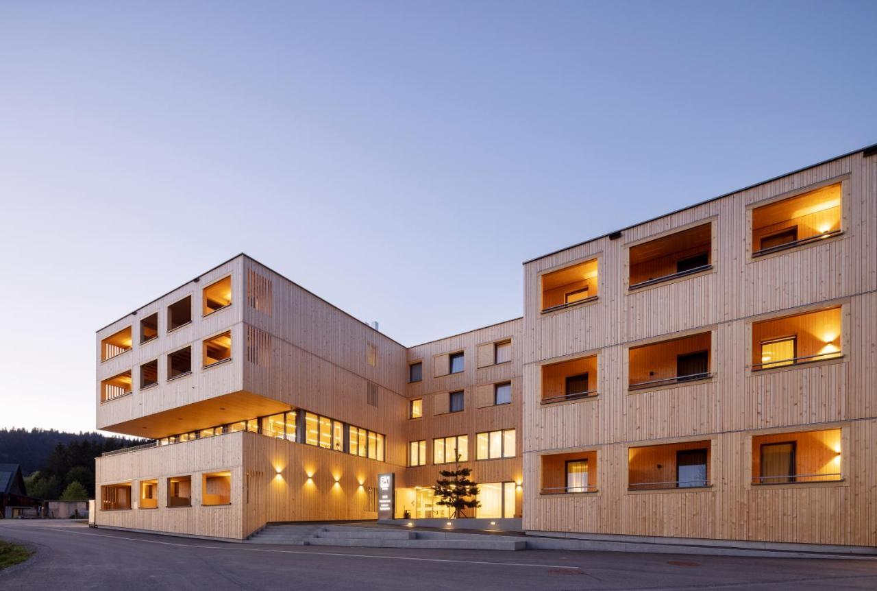 Jufa Hotel Laterns - Klangholzhus Exterior photo